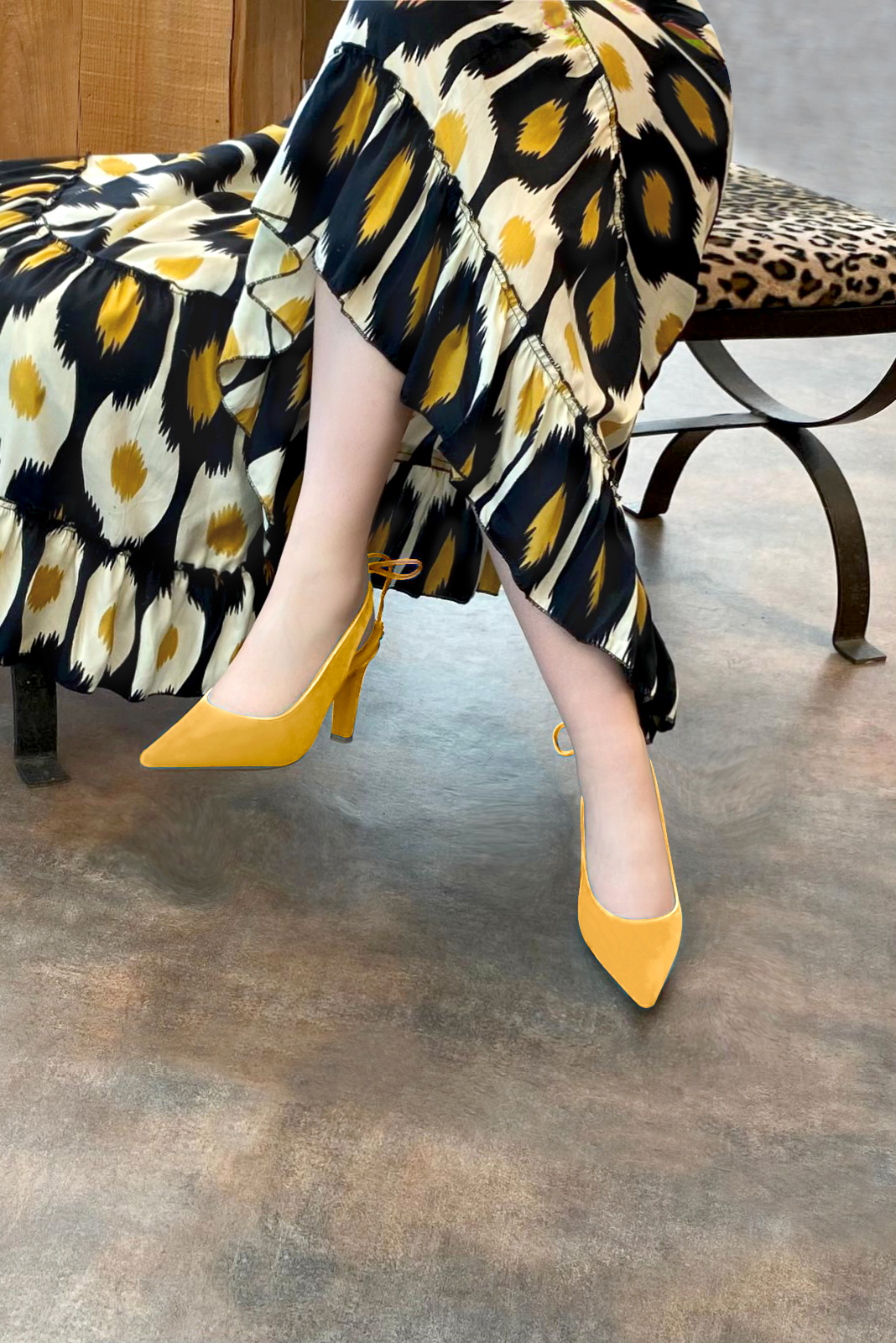 Yellow women's slingback shoes. Pointed toe. High slim heel. Worn view - Florence KOOIJMAN